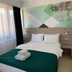 Apart Otel Dacia, Bükreş