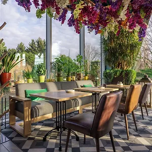 Hotel Brussels Airport By Ihg ****