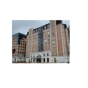 Apartamento Edificio Parque Real Habitación Con Baño Privado Quito
